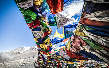 VWe Community - mystifying Himalayas